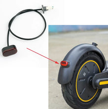 Charger l'image dans la galerie, Feu arrière pour trottinette électrique Ninebot Max G30
