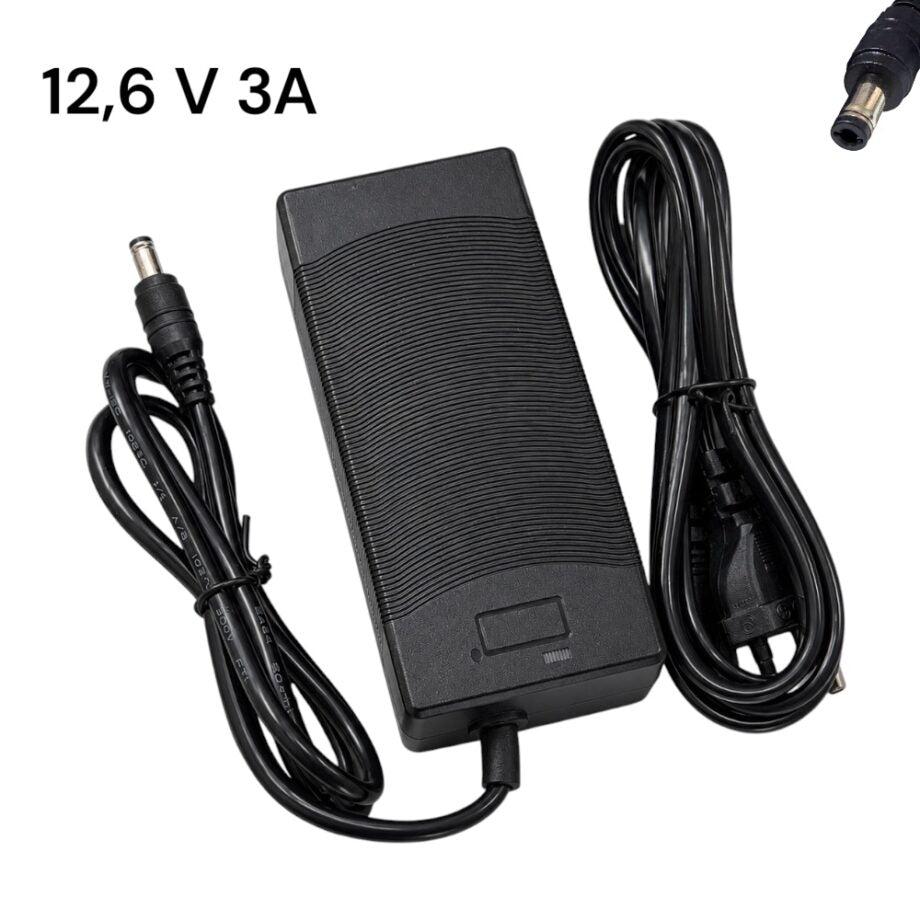 Chargeur 12,6 V 3 A